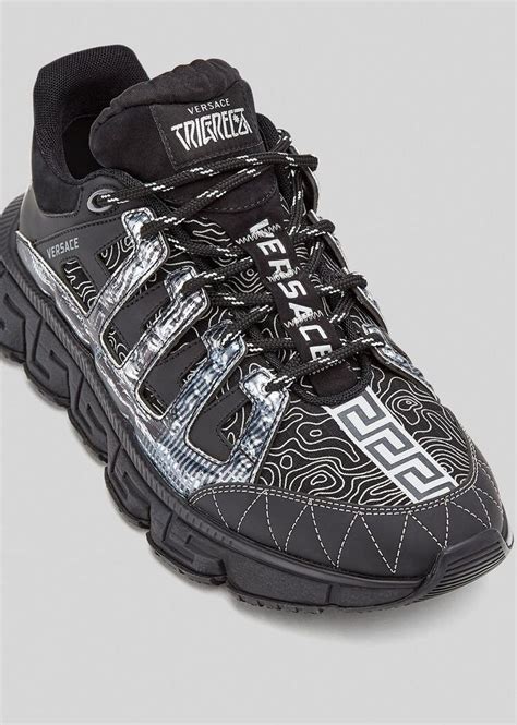 versace men's designer trainers.